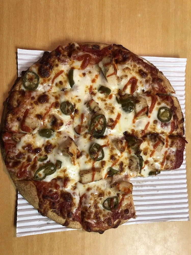 Hot Spicy Chicken Pizza